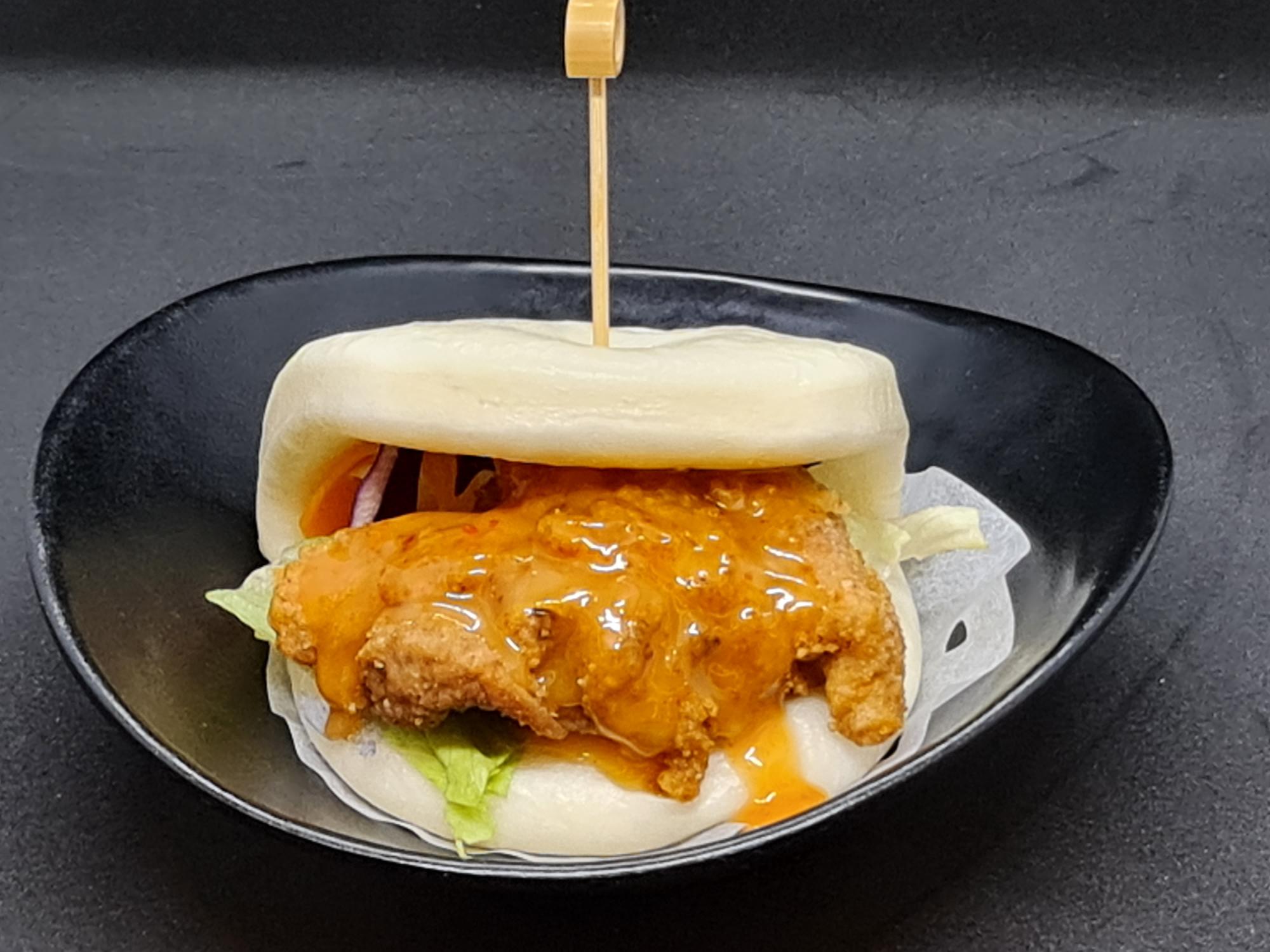 Laksamania Chicken bun2